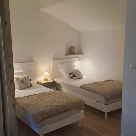 Oda ve Kahvaltı Jazz Et